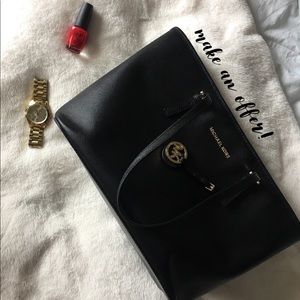 MICHAEL KORS | Jet Set Travel Tote